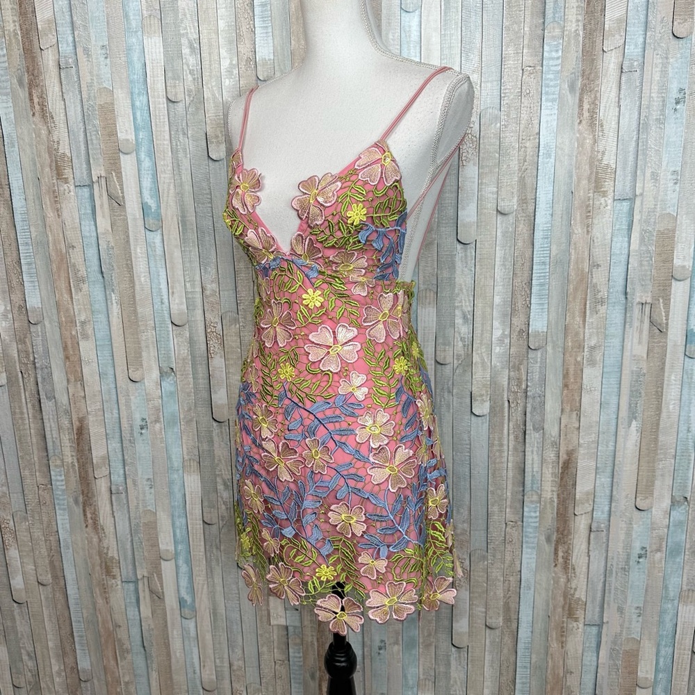 Asos 4 Salon 3D Applique Super Mini Floral Guipure Embroidered Lace Dress Pink - Picture 5 of 16